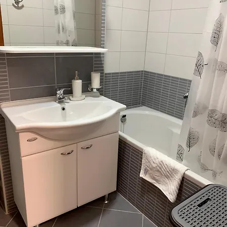 Pearl-free Parking *