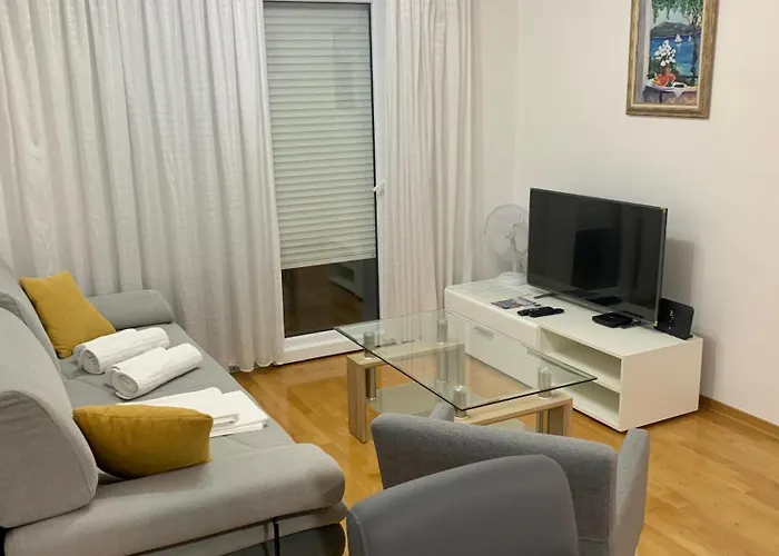 Appartement Pearl-free Parking Makarska